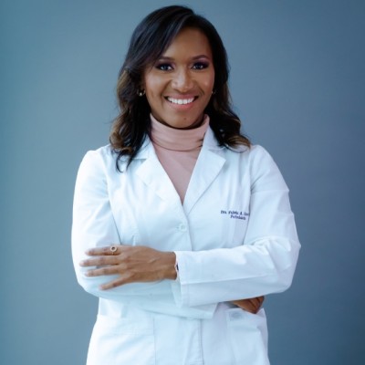 Dra. Fulvia Adelaida Jones Espinosa